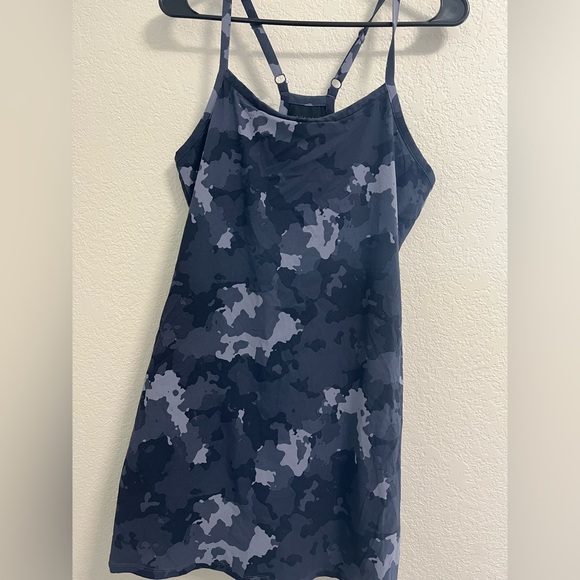 Mountain Hardwear Dynma Dress - Picture 2 of 8